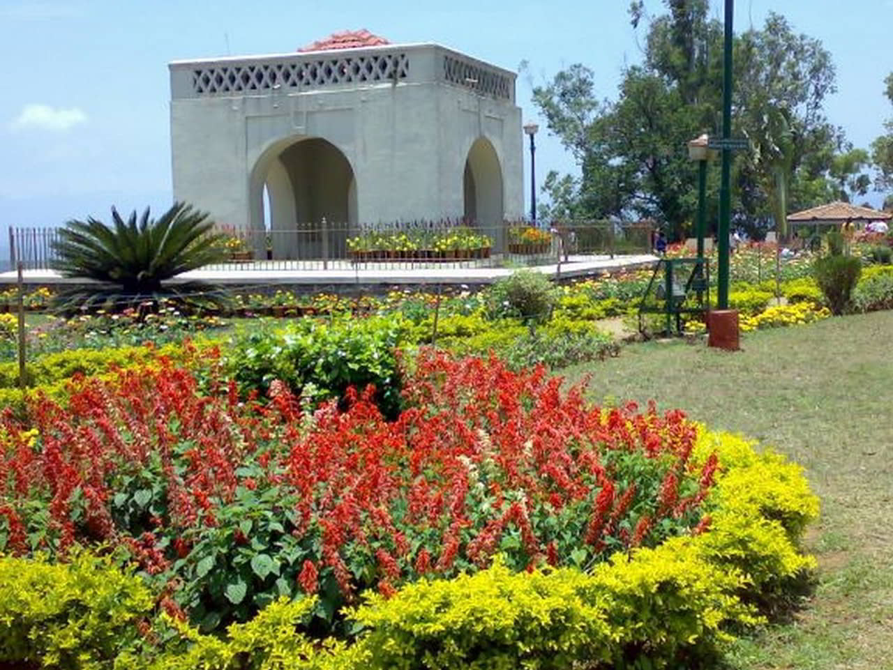 Mangalore to Coorg Taxi Service - Sangameshwara Travels - Taxi Mangalore