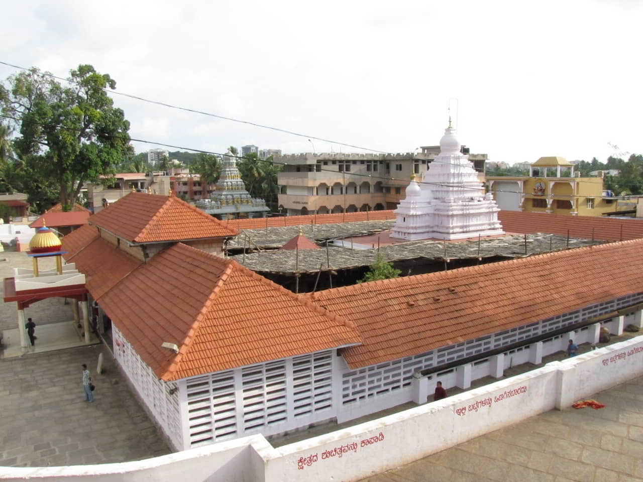 Kadri Manjunath Temple - Sangameshwara Travels - Taxi Mangalore